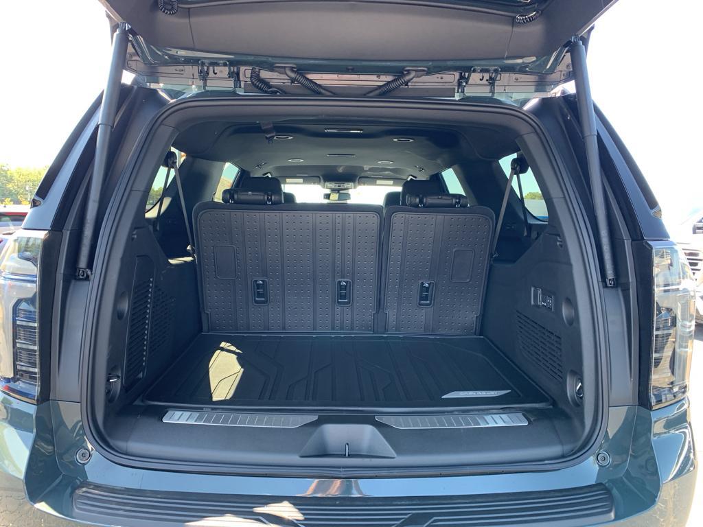 new 2025 Chevrolet Suburban car, priced at $79,679