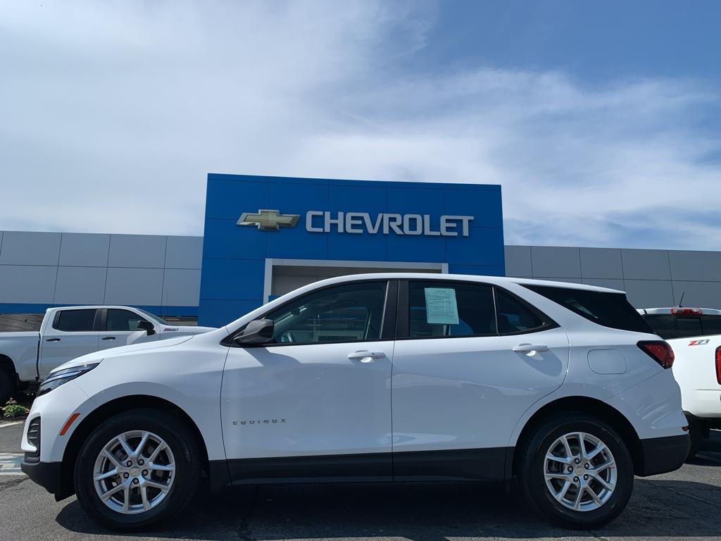 used 2022 Chevrolet Equinox car, priced at $25,690