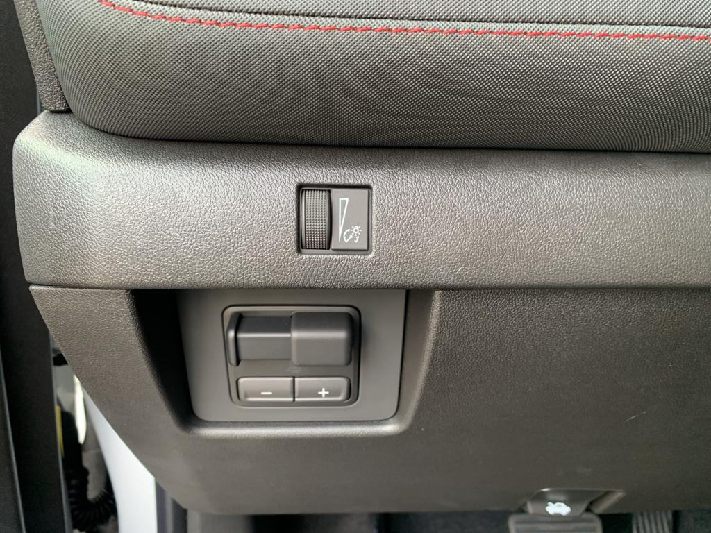 new 2026 Chevrolet Colorado car, priced at $51,155