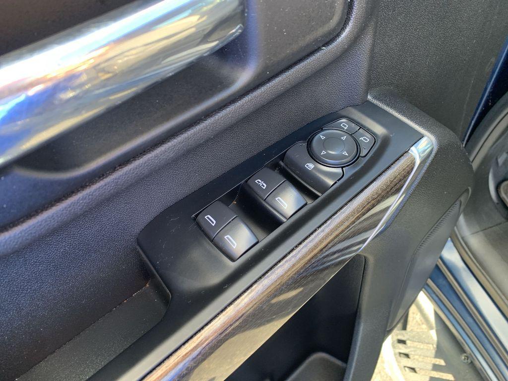 used 2022 Chevrolet Silverado 2500 car, priced at $39,995