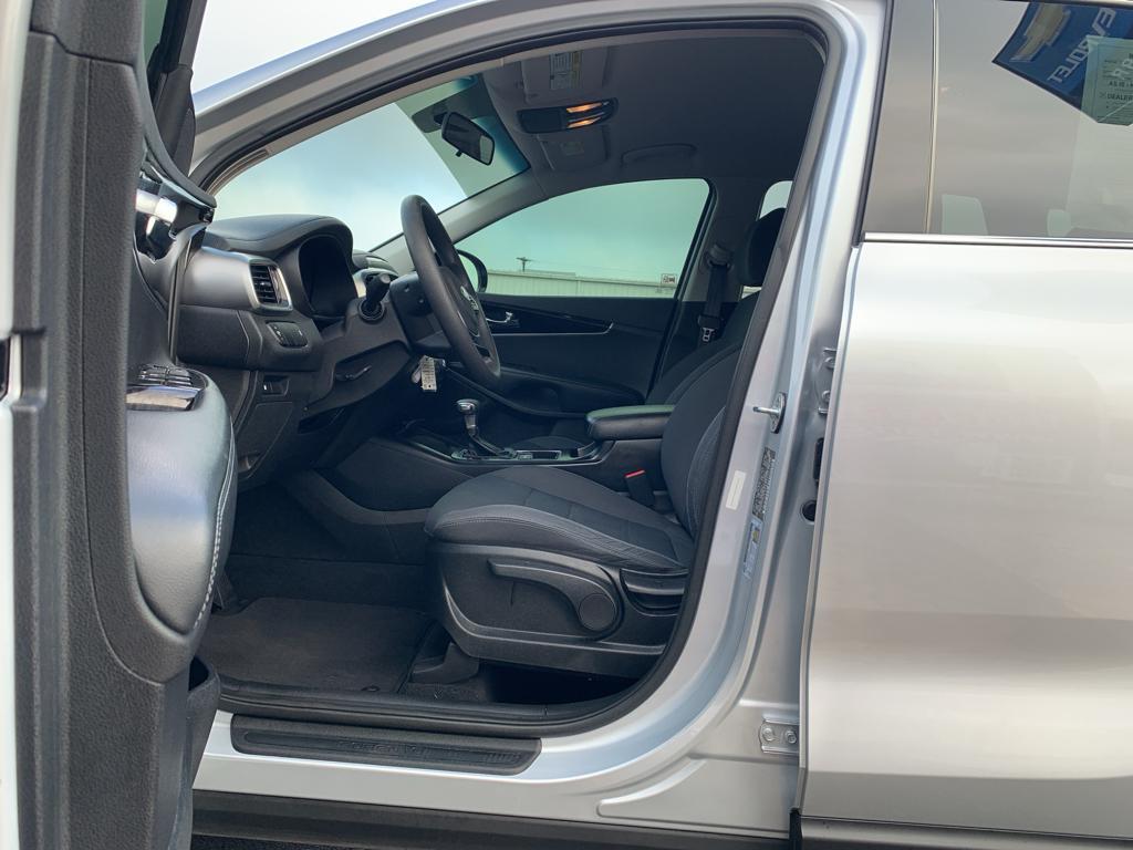 used 2019 Kia Sorento car, priced at $14,993
