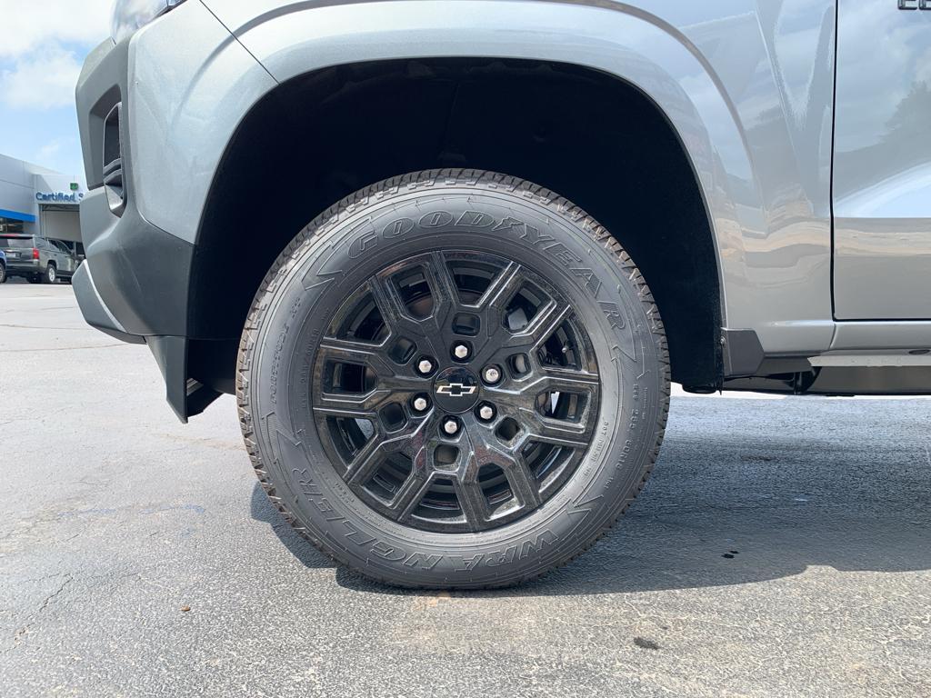 new 2026 Chevrolet Colorado car, priced at $40,795