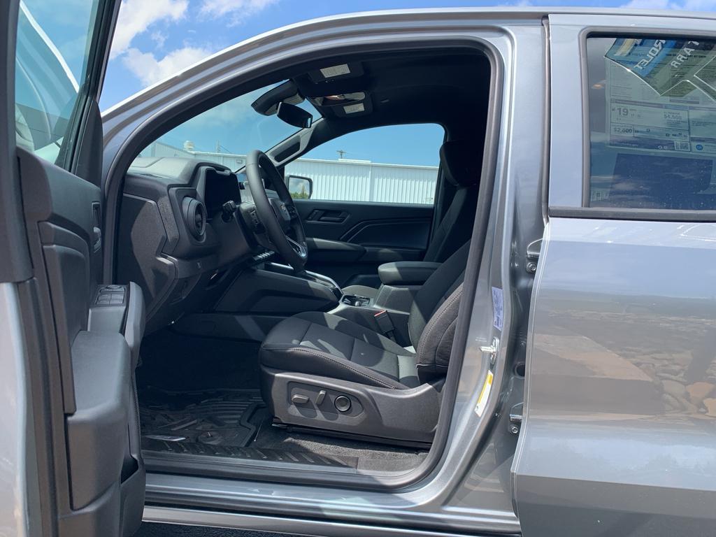 new 2026 Chevrolet Colorado car, priced at $40,795
