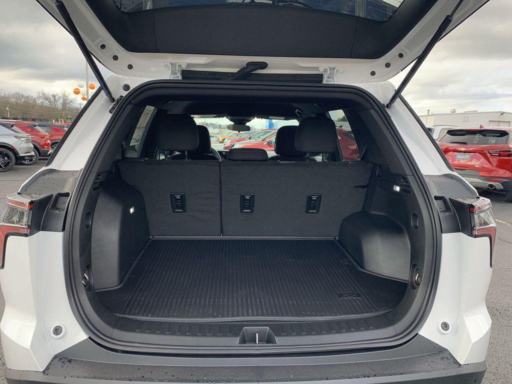 new 2026 Chevrolet Equinox car, priced at $30,820