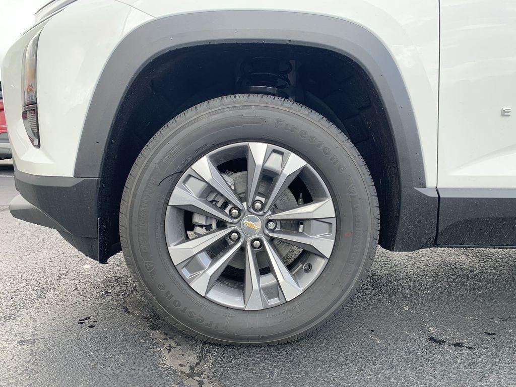 new 2026 Chevrolet Equinox car, priced at $30,820