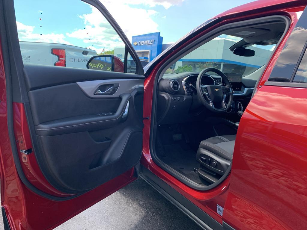 used 2025 Chevrolet Blazer car, priced at $34,523