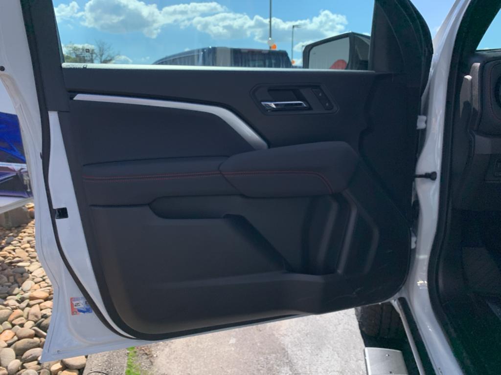new 2025 Chevrolet Colorado car, priced at $51,335