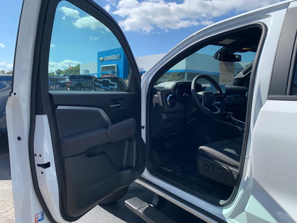 new 2025 Chevrolet Colorado car, priced at $51,335
