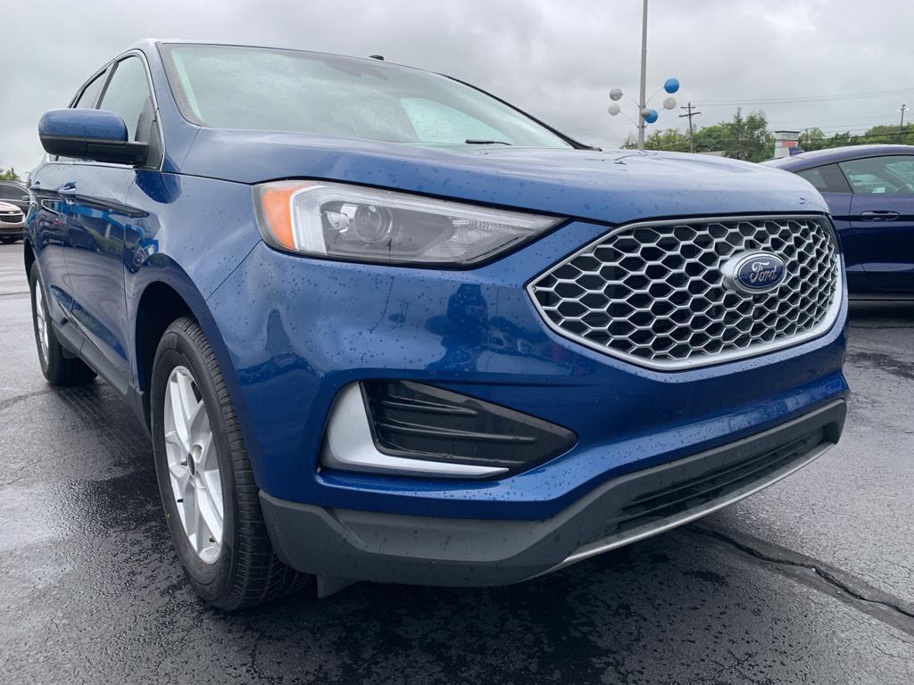 used 2023 Ford Edge car, priced at $24,901