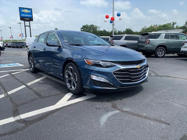 new 2025 Chevrolet Malibu car, priced at $30,870