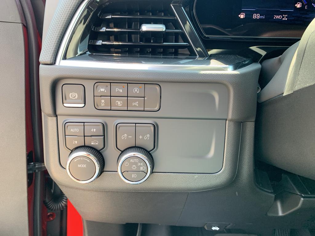 new 2025 Chevrolet Tahoe car, priced at $75,990