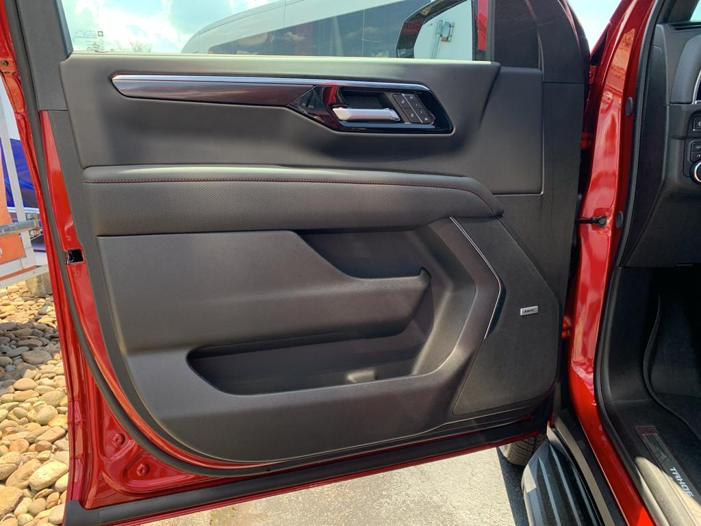 new 2025 Chevrolet Tahoe car, priced at $75,990