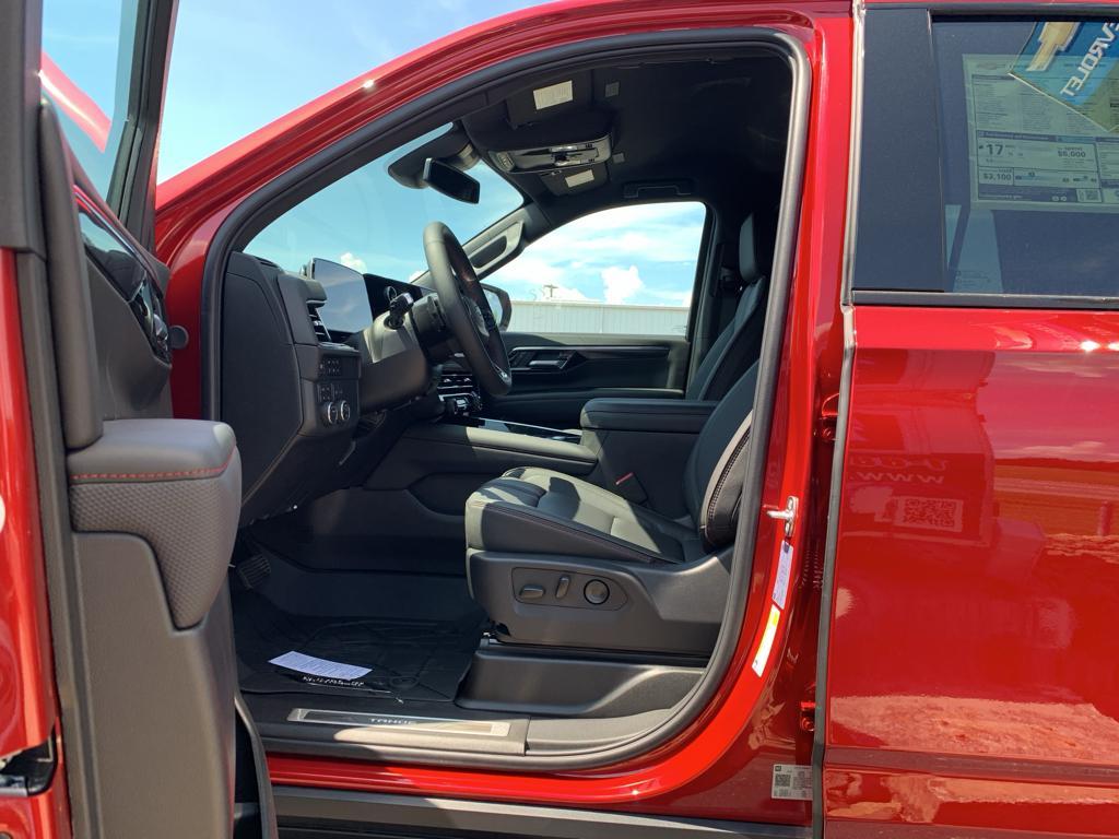 new 2025 Chevrolet Tahoe car, priced at $75,990
