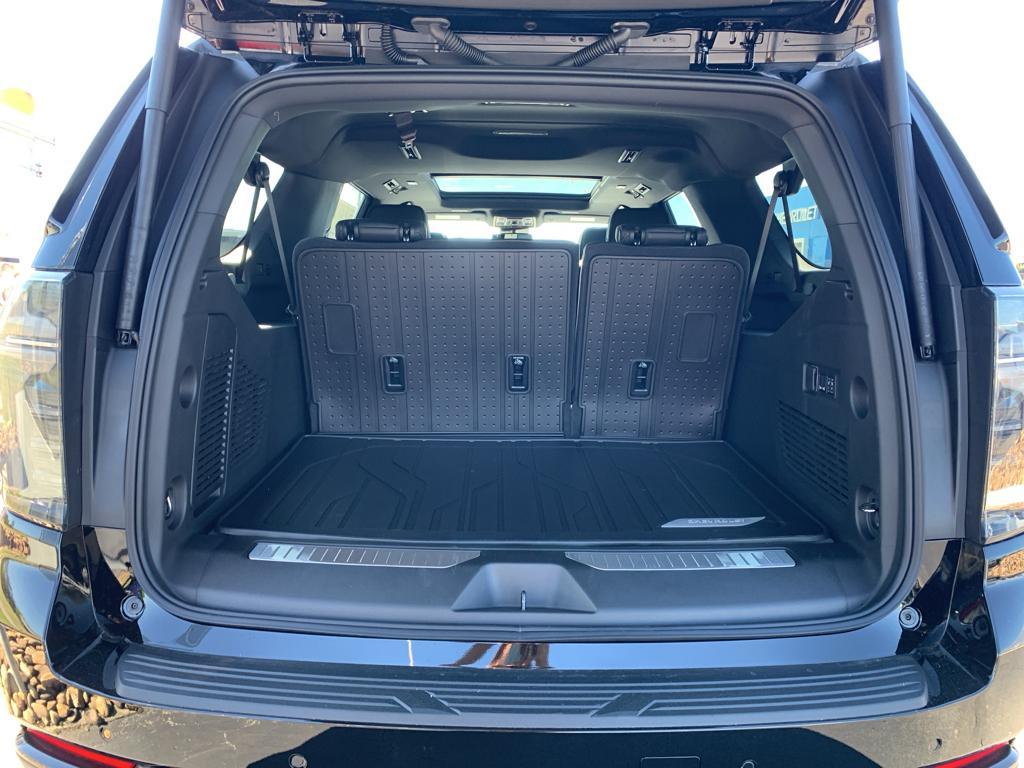 new 2025 Chevrolet Suburban car, priced at $87,562