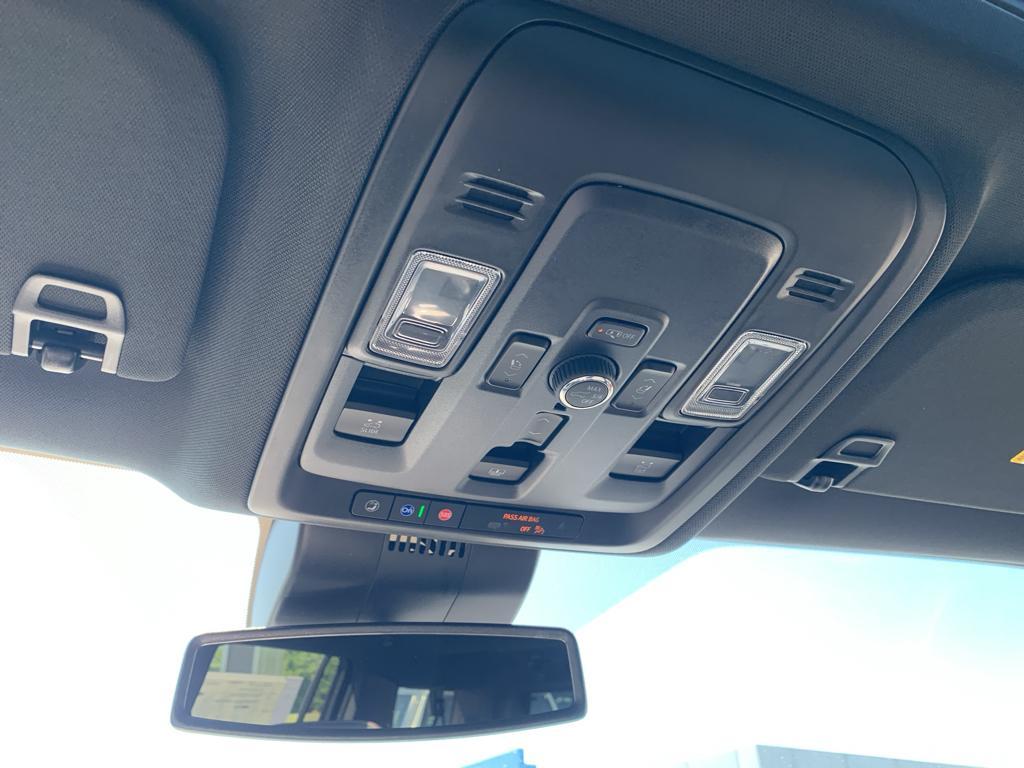 new 2025 Chevrolet Suburban car, priced at $87,562