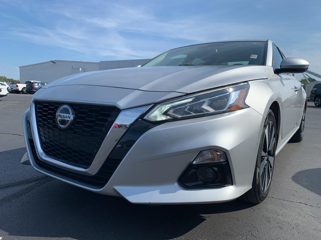 used 2019 Nissan Altima car, priced at $13,995