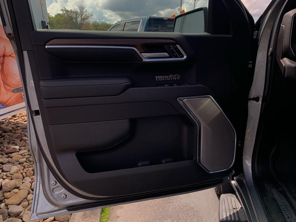 new 2026 Chevrolet Silverado 1500 car, priced at $71,925