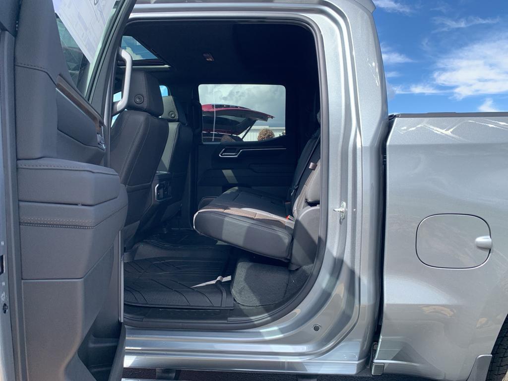 new 2026 Chevrolet Silverado 1500 car, priced at $71,925