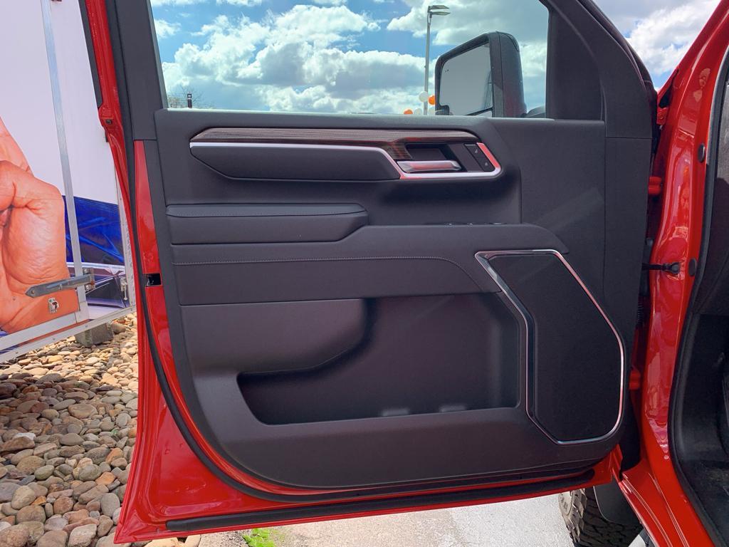 new 2025 Chevrolet Silverado 2500 car, priced at $78,590