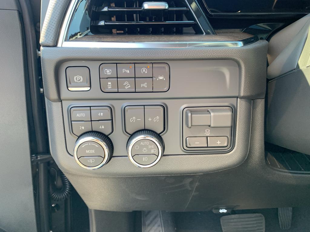 new 2026 Chevrolet Suburban car, priced at $102,985