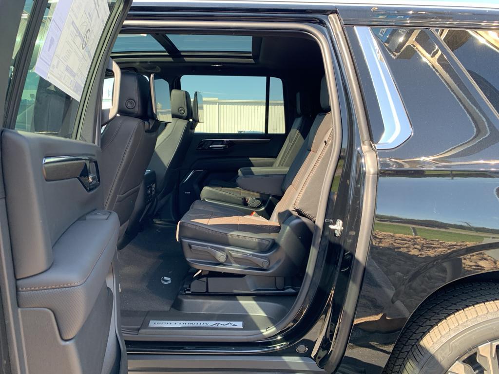 new 2026 Chevrolet Suburban car, priced at $102,985