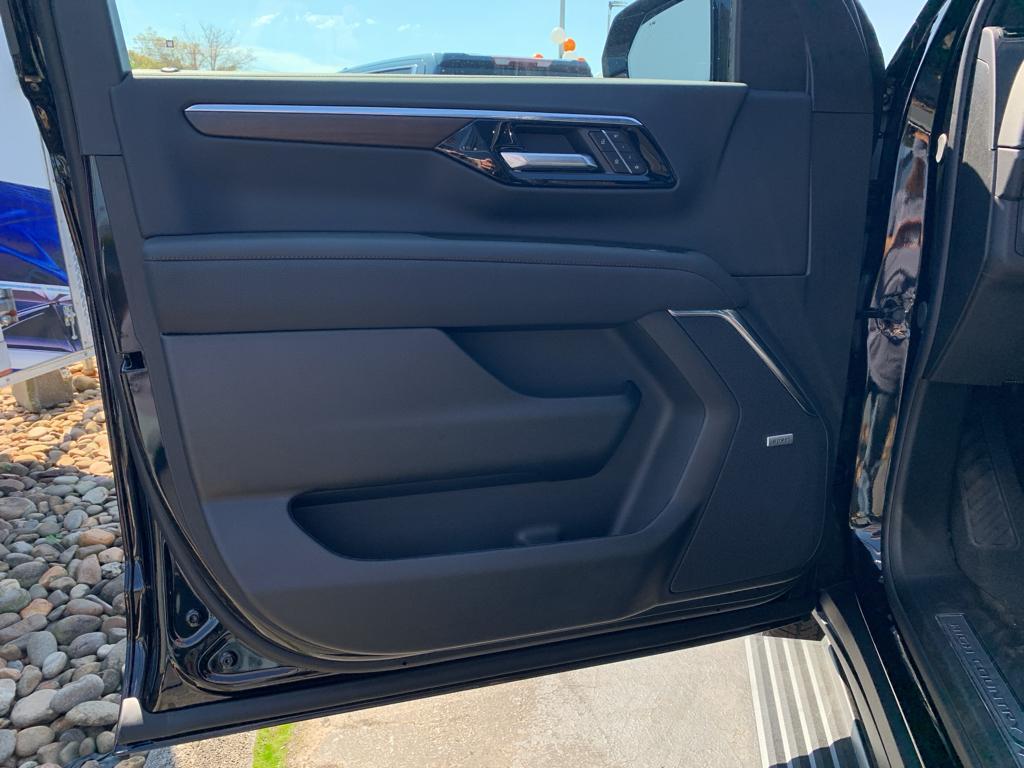 new 2026 Chevrolet Suburban car, priced at $102,985