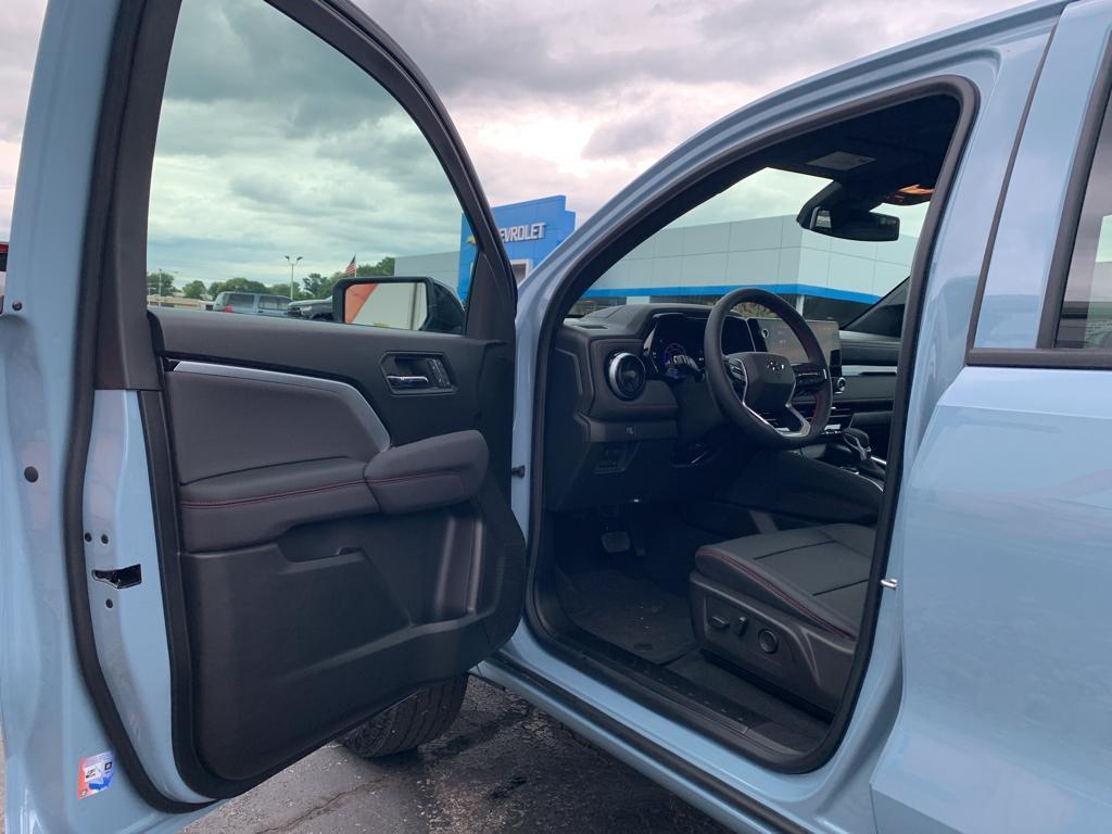 new 2025 Chevrolet Colorado car, priced at $47,880