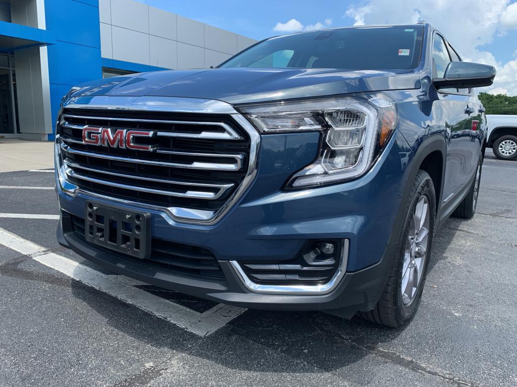 used 2024 GMC Terrain car, priced at $28,900