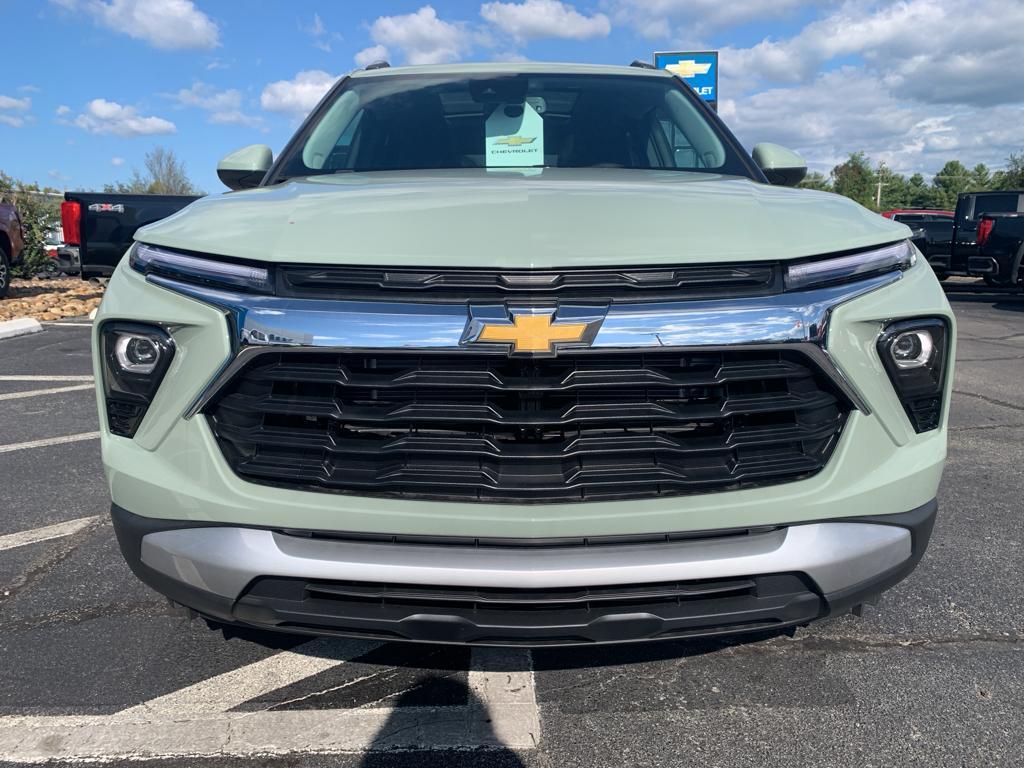 new 2026 Chevrolet TrailBlazer car, priced at $31,275