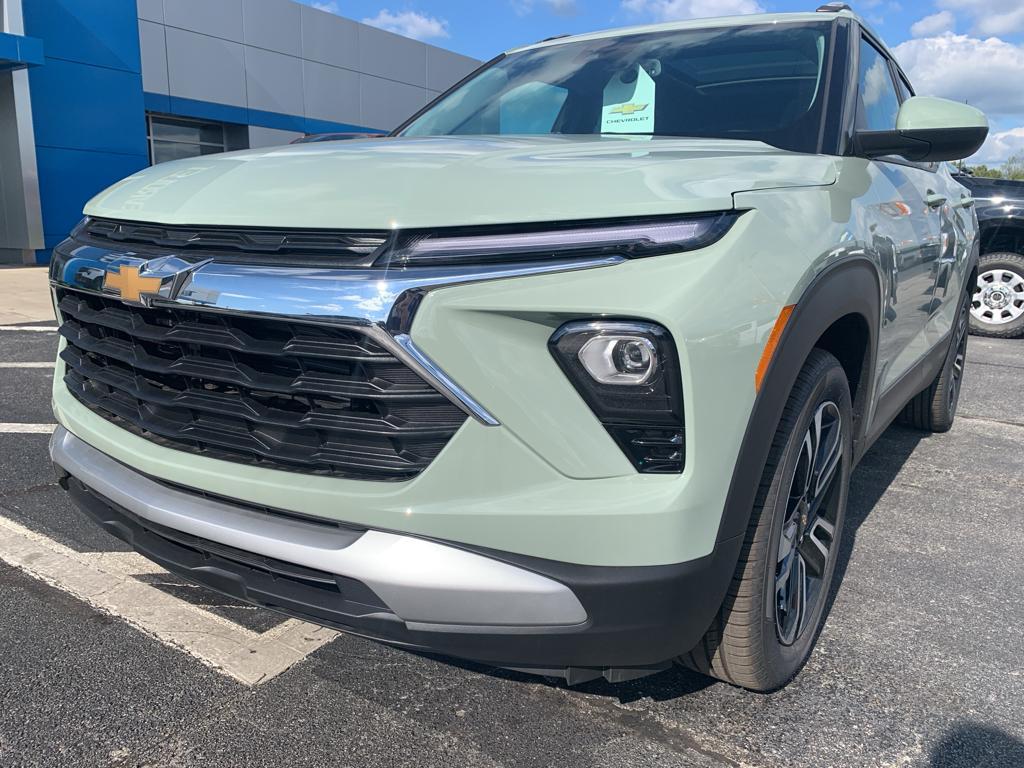 new 2026 Chevrolet TrailBlazer car, priced at $31,275