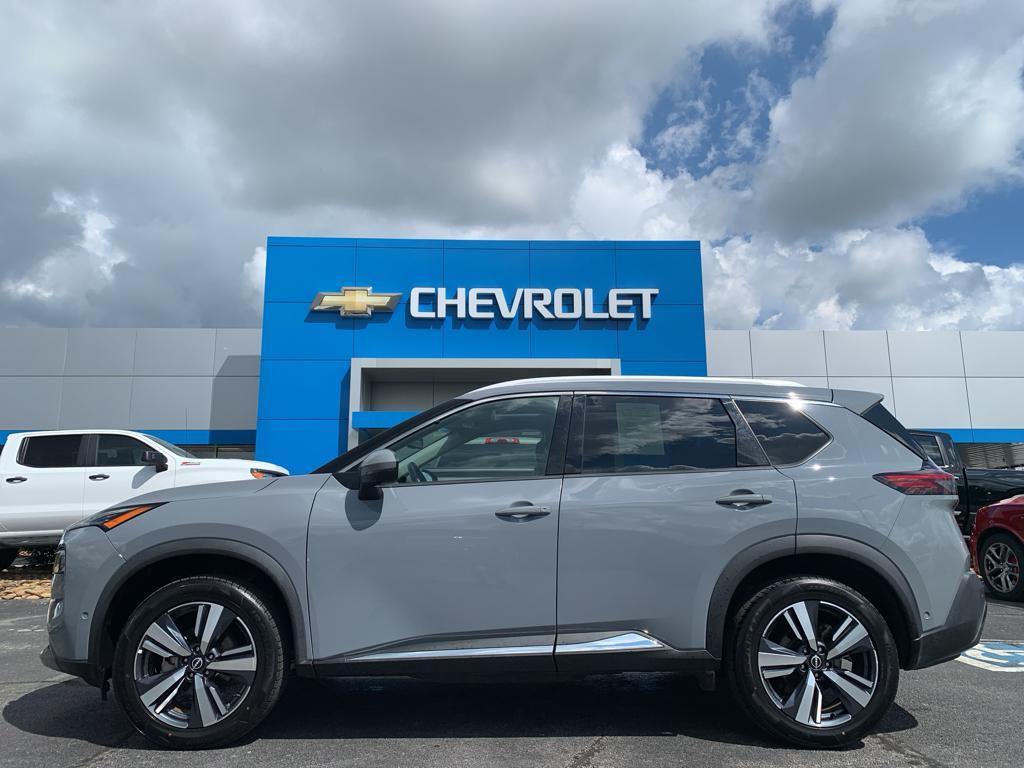 used 2023 Nissan Rogue car, priced at $29,399