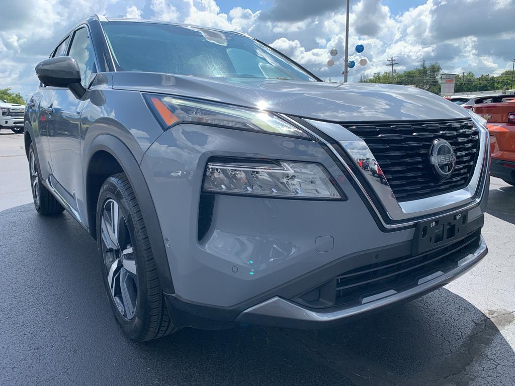 used 2023 Nissan Rogue car, priced at $29,660