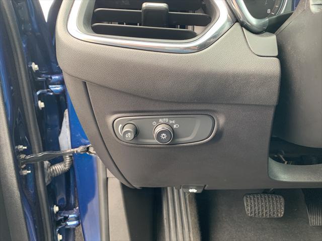 used 2023 Chevrolet Equinox car, priced at $26,900