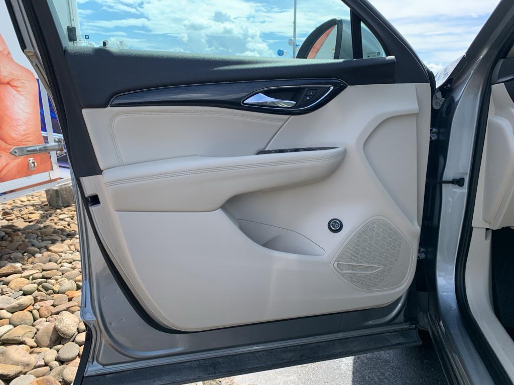 used 2023 Buick Envision car, priced at $23,800