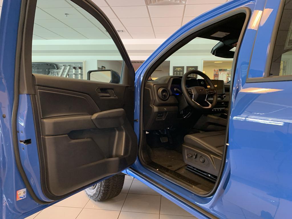 new 2025 Chevrolet Colorado car, priced at $45,890
