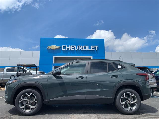 new 2025 Chevrolet Trax car, priced at $25,385