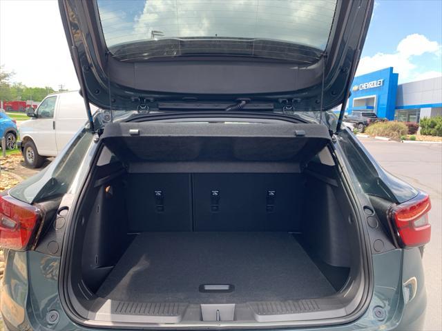 new 2025 Chevrolet Trax car, priced at $25,385
