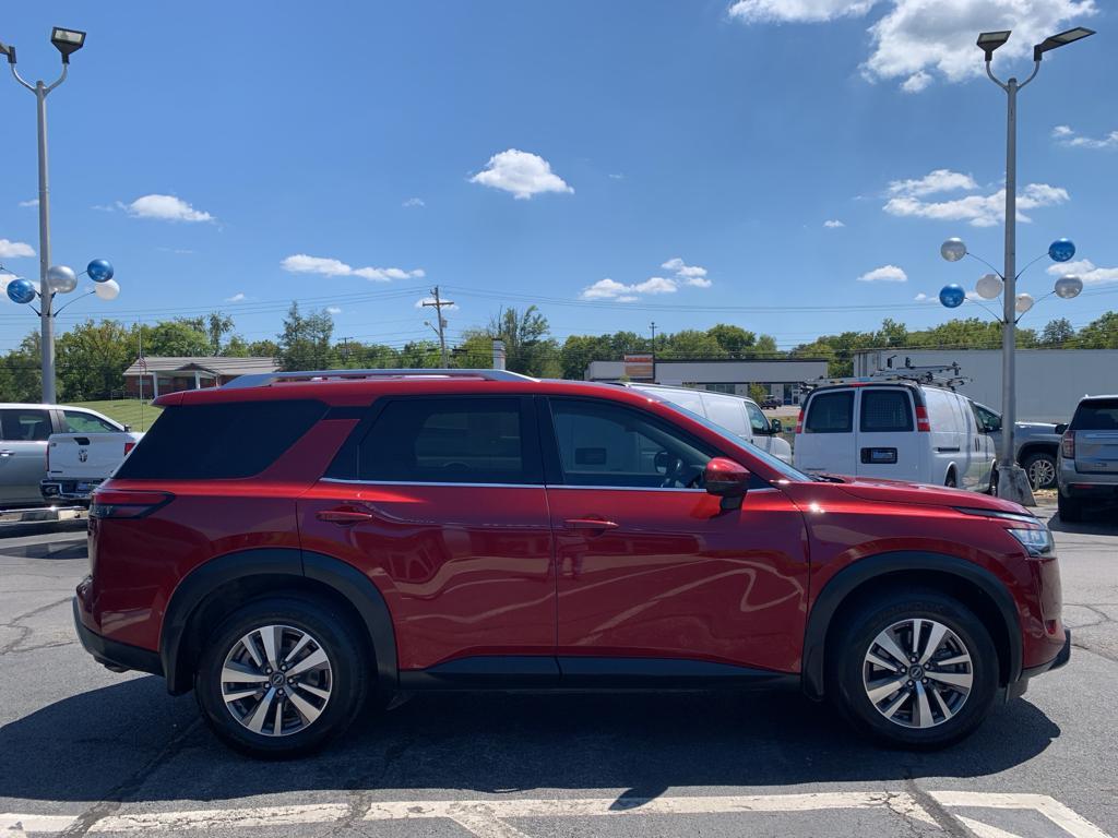 used 2022 Nissan Pathfinder car, priced at $29,550