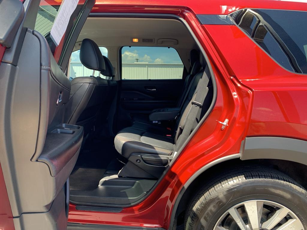 used 2022 Nissan Pathfinder car, priced at $29,550
