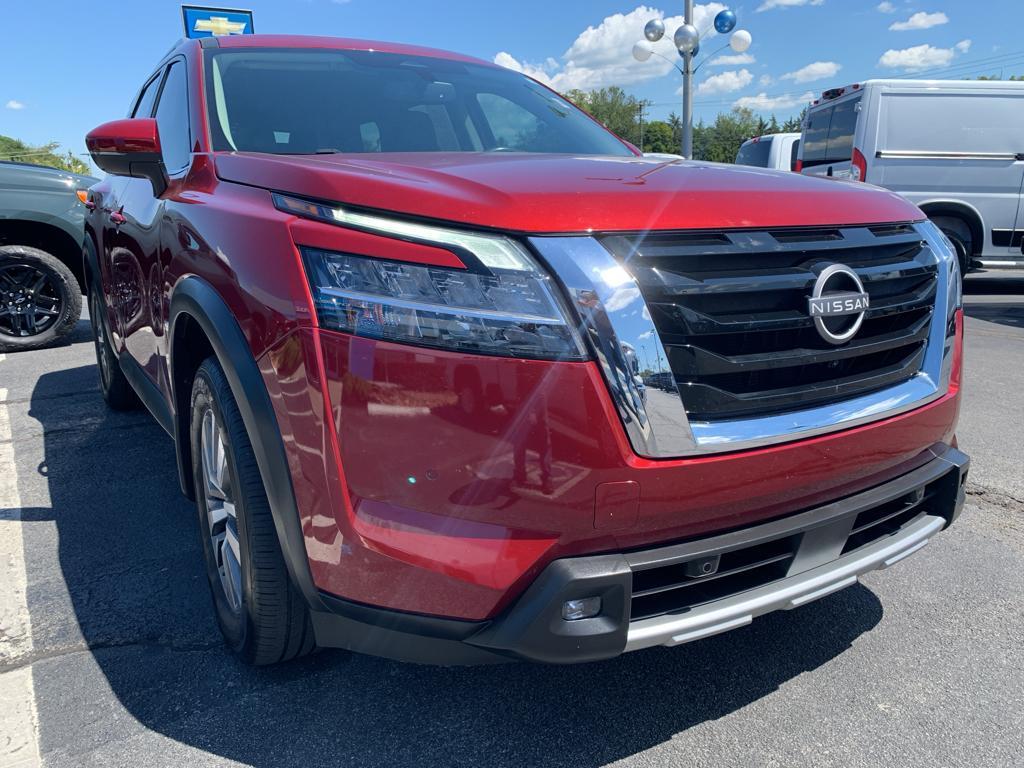 used 2022 Nissan Pathfinder car, priced at $29,550