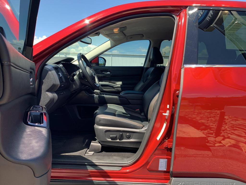 used 2022 Nissan Pathfinder car, priced at $29,550