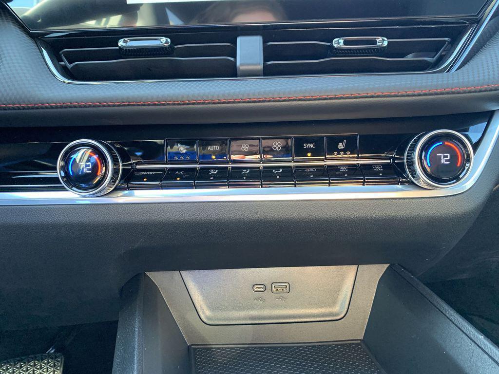 new 2026 Chevrolet Equinox car, priced at $35,496