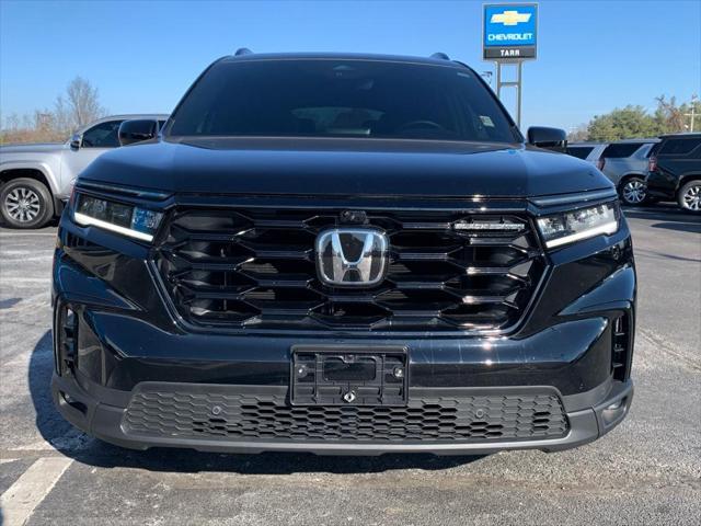 used 2025 Honda Pilot car, priced at $52,550