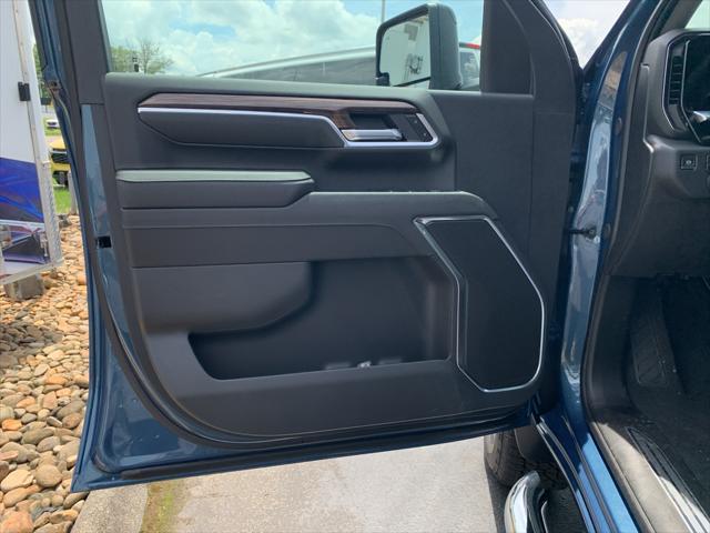 new 2025 Chevrolet Silverado 3500 car, priced at $75,105