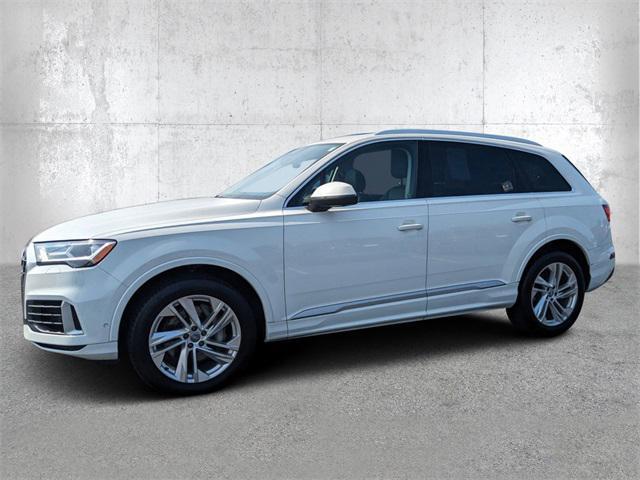 used 2020 Audi Q7 car, priced at $26,500