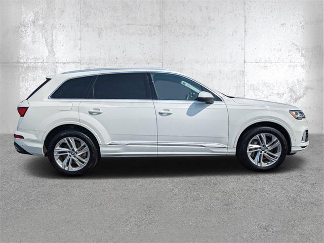 used 2020 Audi Q7 car, priced at $26,500