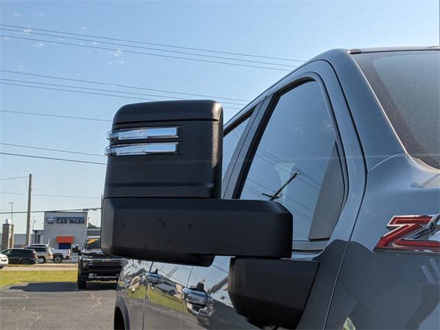 new 2025 Chevrolet Silverado 2500 car, priced at $70,945