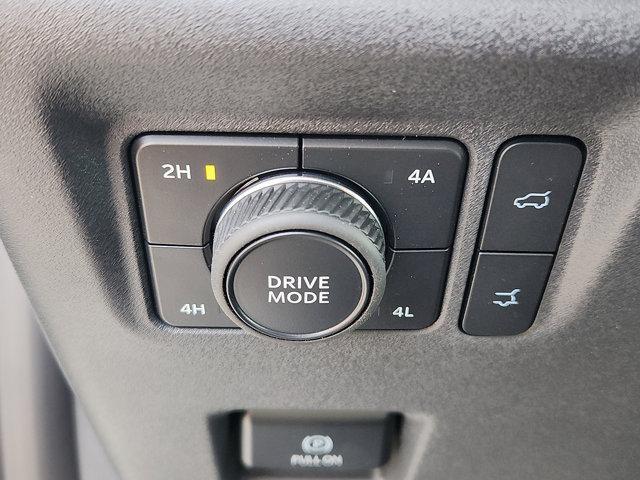 new 2025 Ford Expedition car, priced at $87,264