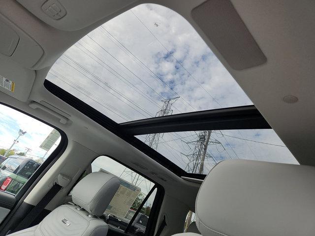 new 2025 Ford Expedition car, priced at $87,264