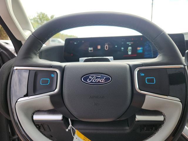 new 2025 Ford Expedition car, priced at $87,264